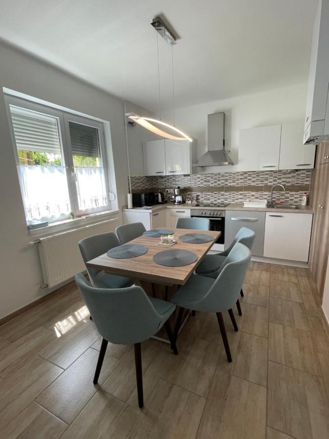 Thermal Next I Weninger Apartman Kiskunhalas Ngoại thất bức ảnh
