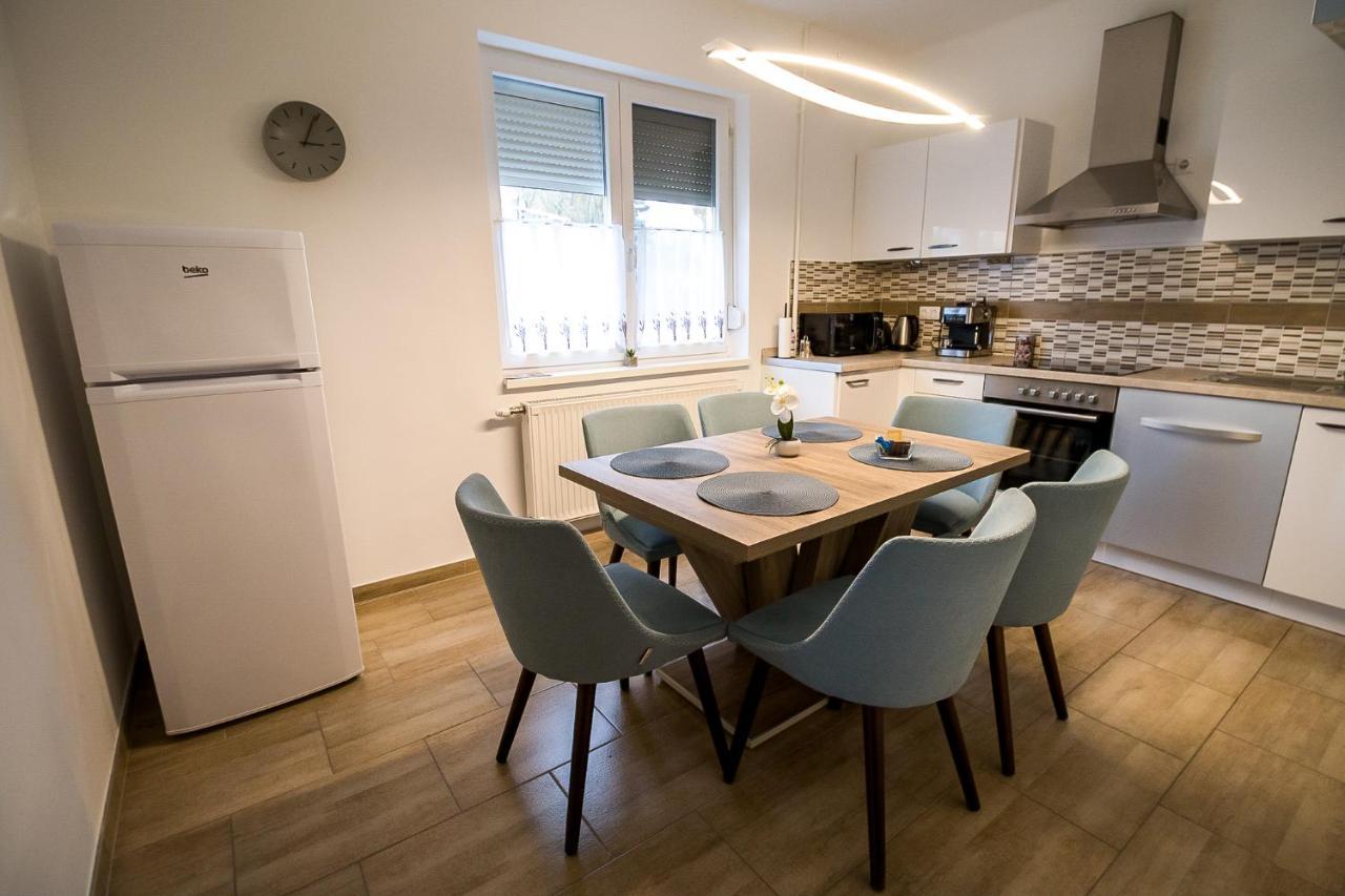Thermal Next I Weninger Apartman Kiskunhalas Ngoại thất bức ảnh